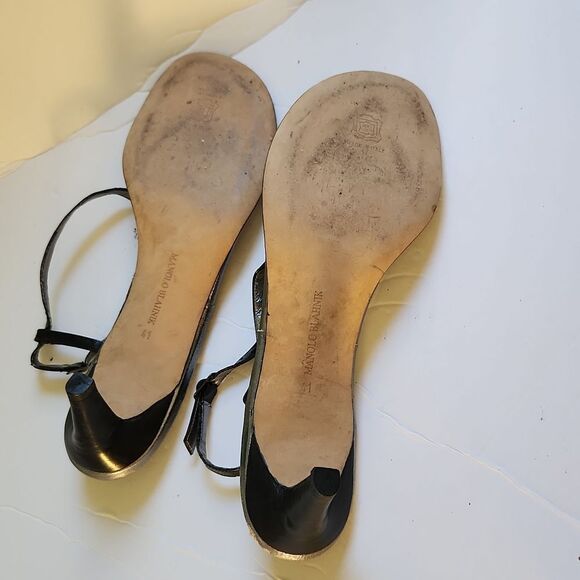 Manolo Blahnik Metallic Silver Strappy Heels - Picture 8 of 12